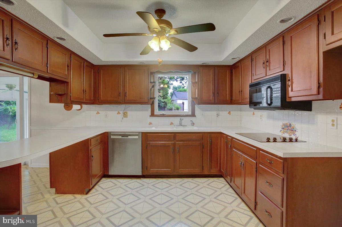 20132 Clay Road Hagerstown, MD 21742 - Photo 8 of 26 Kitchen