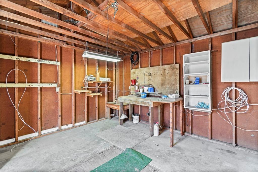 302 Sycamore Street Carrollton, MO 64633 - Photo 20 of 27