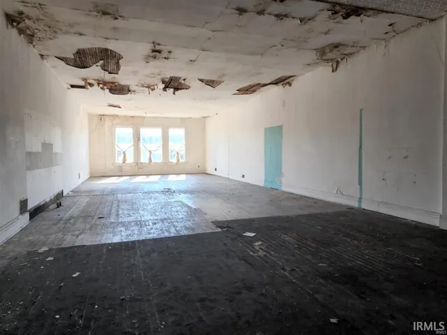 $48,000 | 4 North Washington Street, Worthington, IN 47471