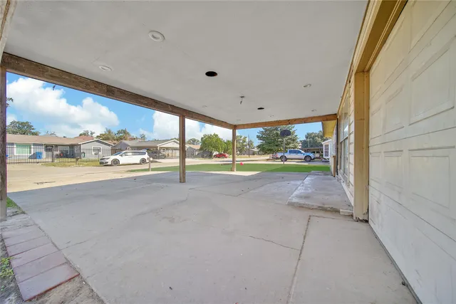 $169,000 | 3318 Brea Crest Street, Houston, TX 77093