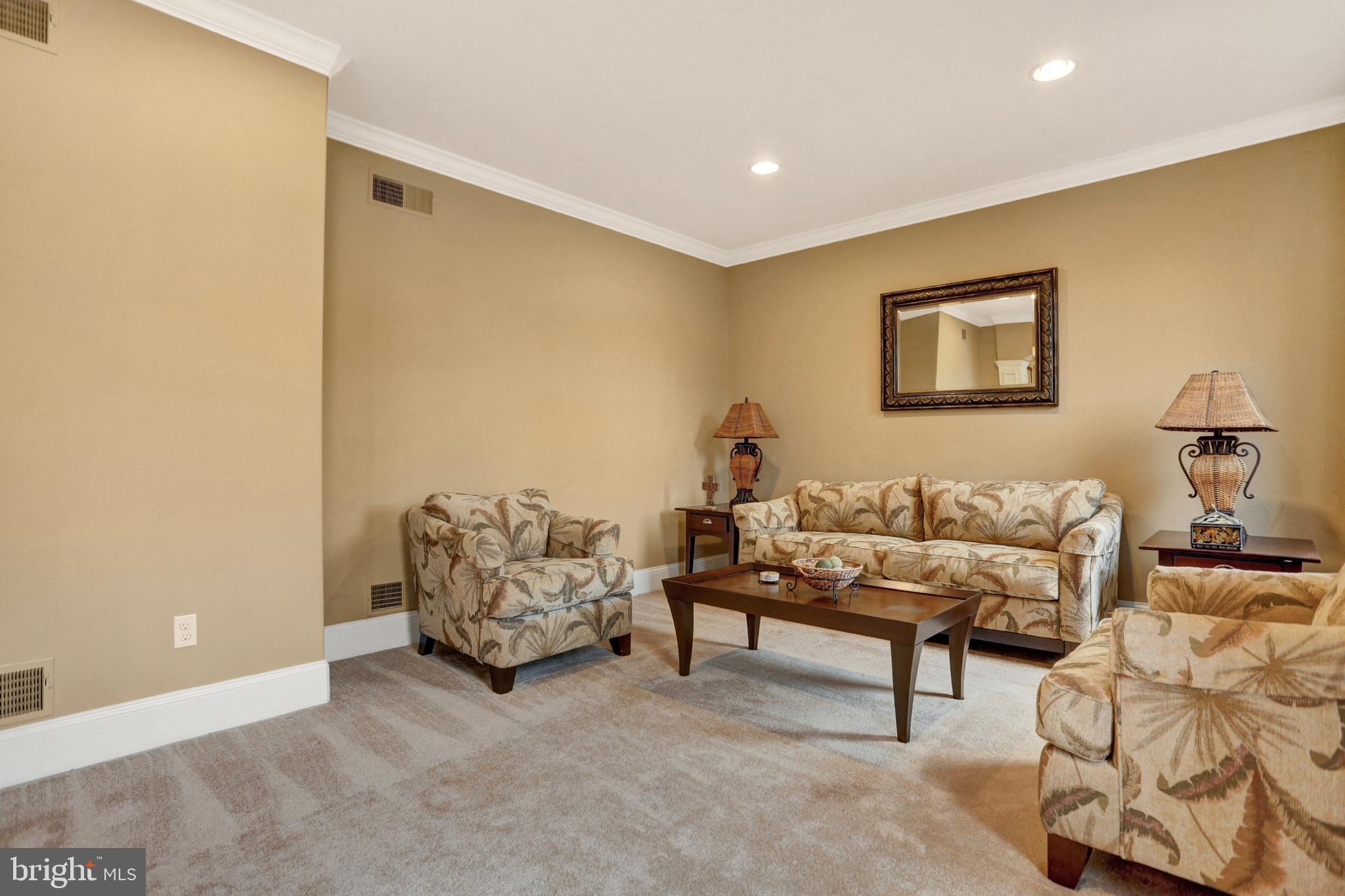 6502 Plowman Ridge Harrisburg, PA 17112 - Photo 5 of 60 Gallery Image 5