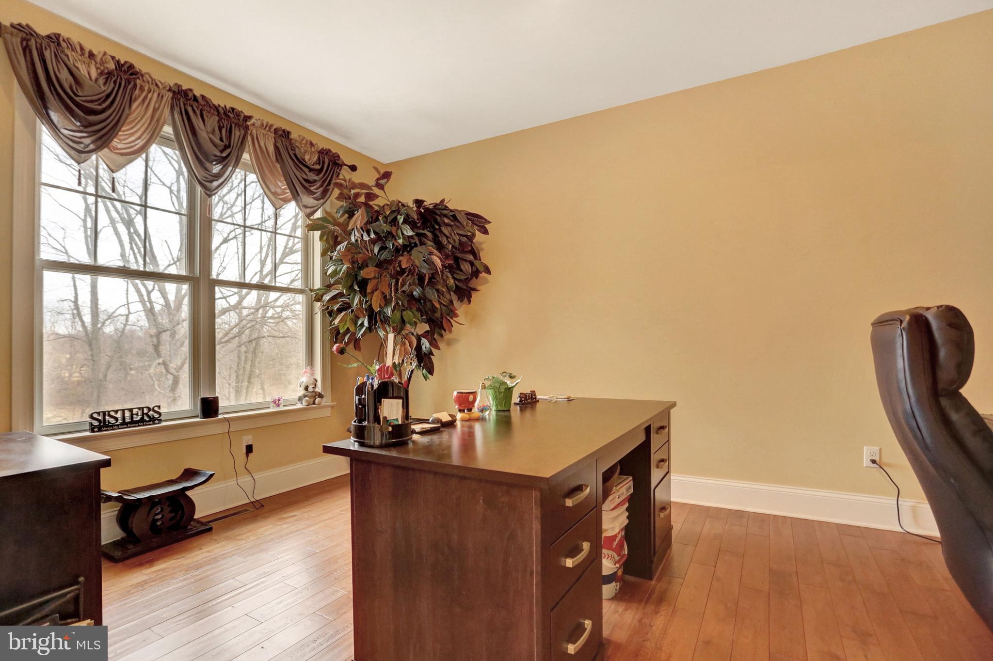 6502 Plowman Ridge Harrisburg, PA 17112 - Photo 9 of 60 Gallery Image 9