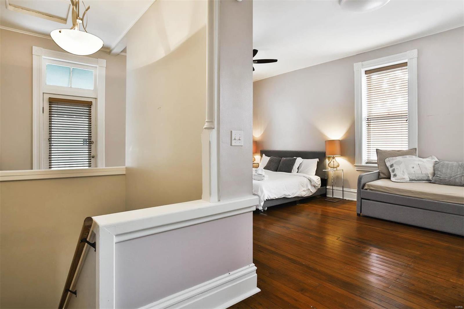 2018 Senate Street, Unit R St. Louis, MO 63118 - Photo 19 of 34