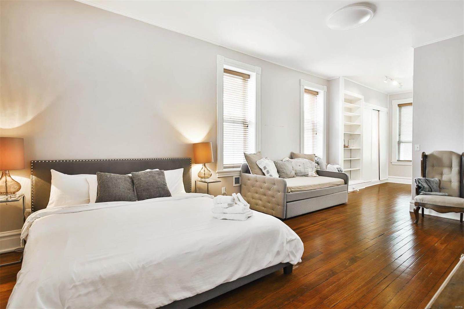 2018 Senate Street, Unit R St. Louis, MO 63118 - Photo 21 of 34