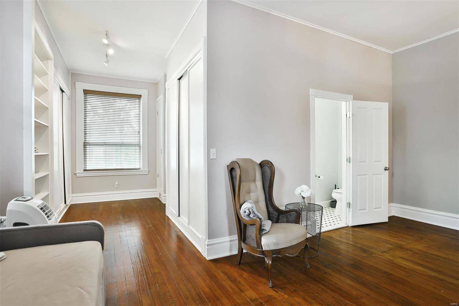 2018 Senate Street, Unit R St. Louis, MO 63118 - Photo 24 of 34