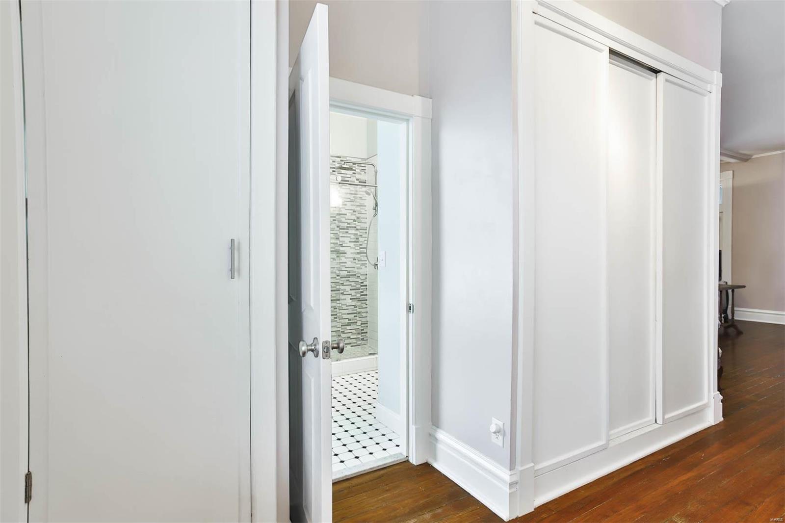 2018 Senate Street, Unit R St. Louis, MO 63118 - Photo 28 of 34