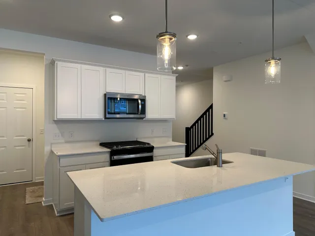 $382,990 | 14419 104th Avenue North, St. Paul, MN 55129