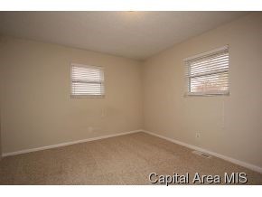5875 Old Jacksonville Road Springfield, IL 62711 - Photo 12 of 15 Gallery Image 12