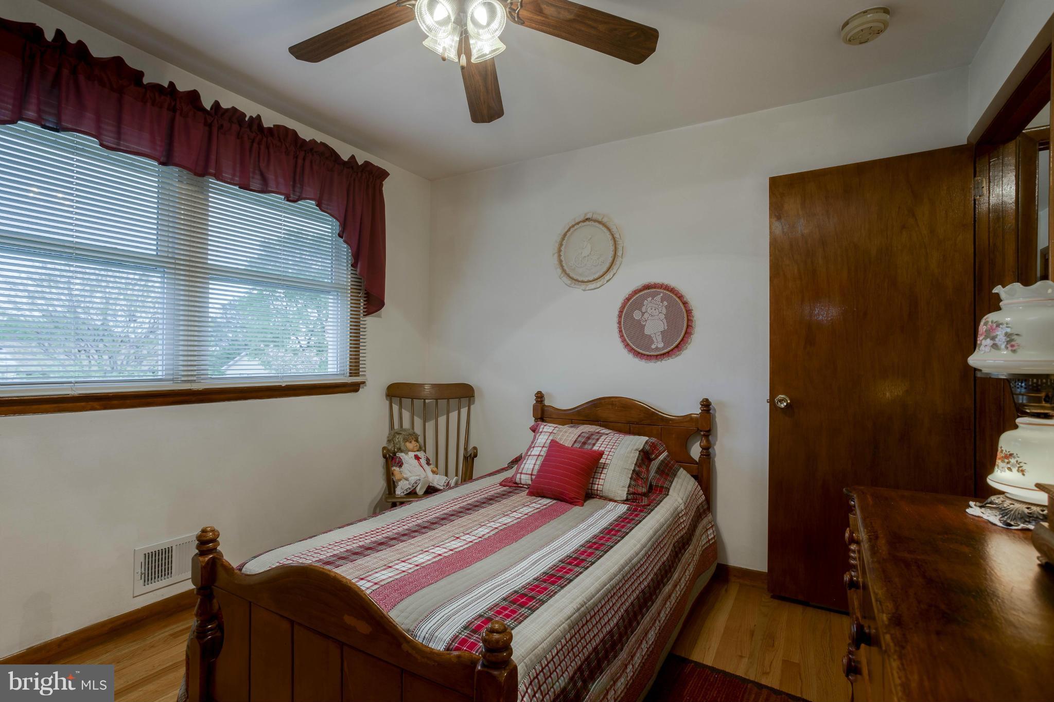 4225 Mispillion Road Baltimore, MD 21236 - Photo 11 of 20 Bedroom