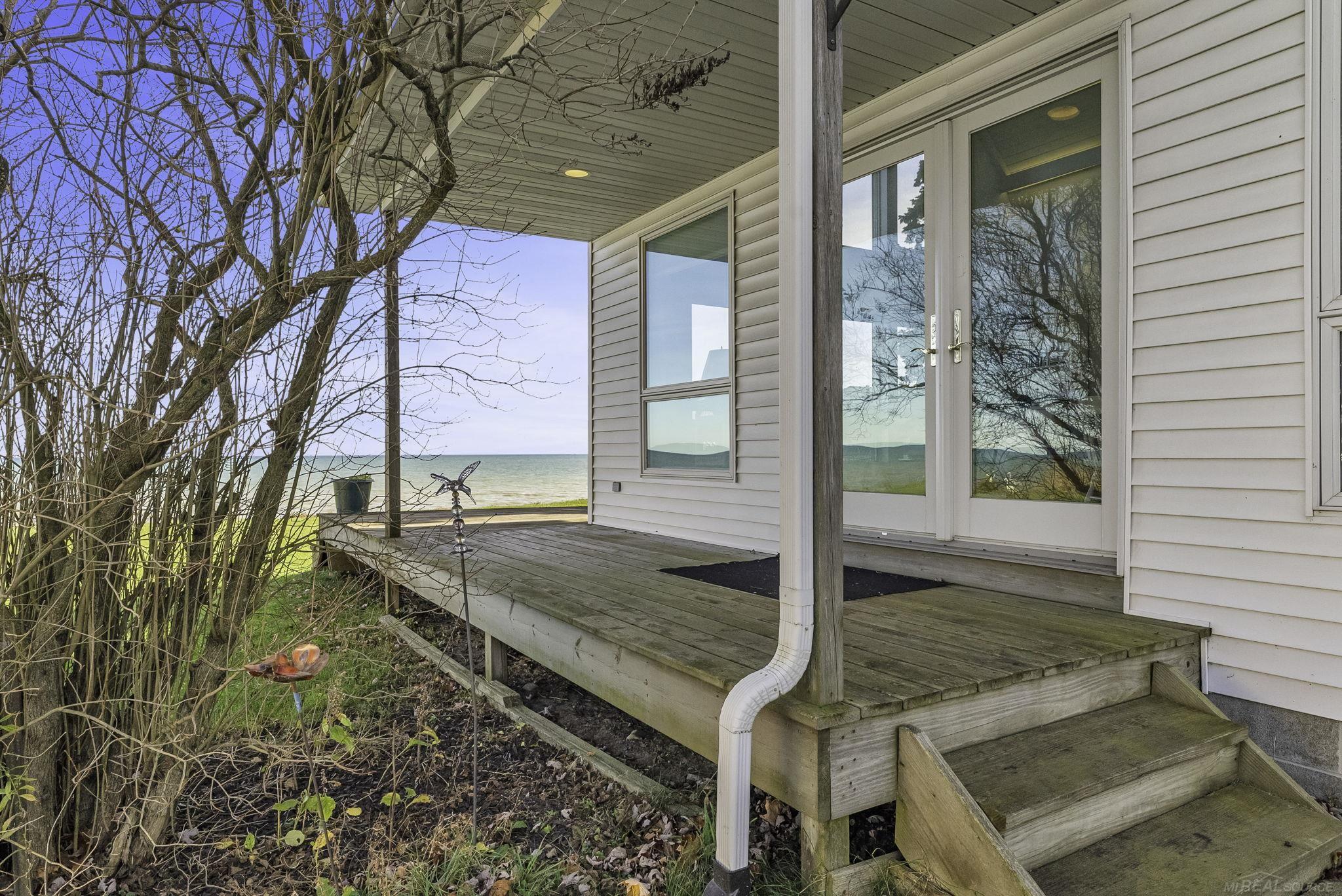 6841 Lakeshore Road Lexington, MI 48450 - Photo 30 of 52 50160775-3c04168b-899d-4735-993d-41afcda50d09.JPG
