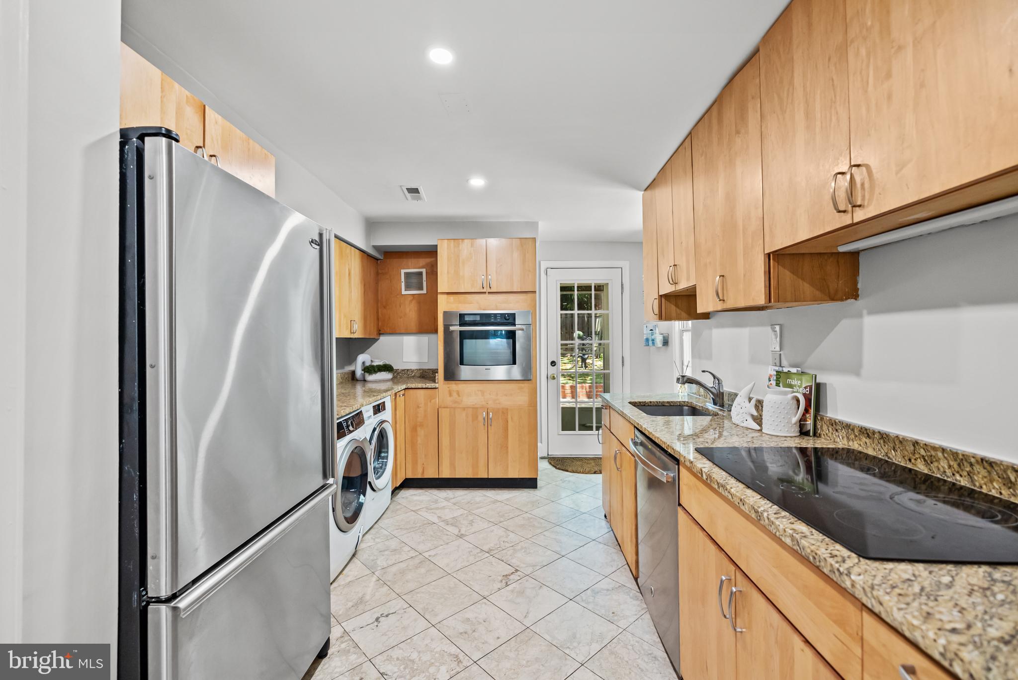 644 E Street Southeast Washington, DC 20003 - Photo 15 of 36