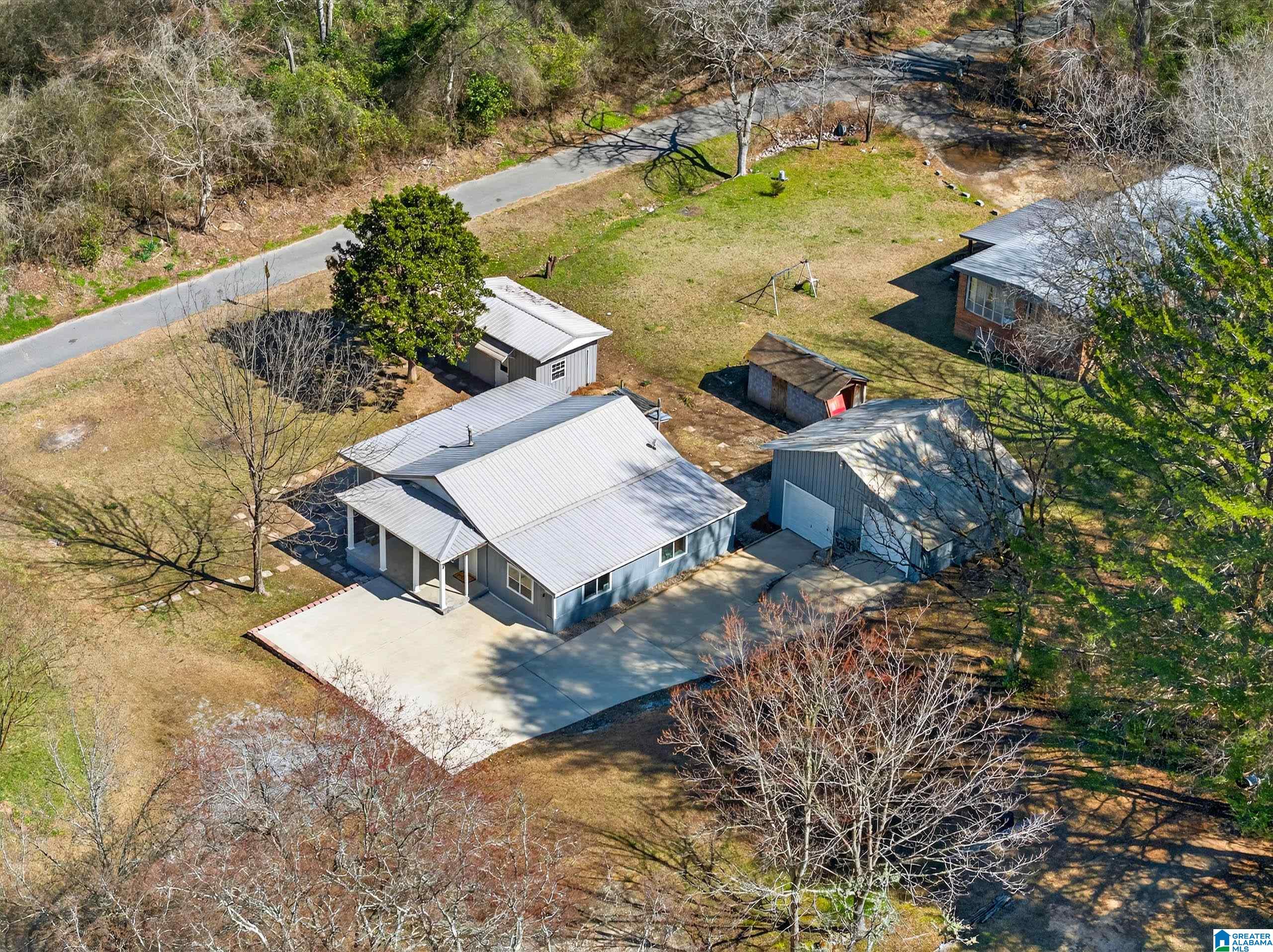 1423 Peaceburg Road Weaver, AL 36277 - Photo 26 of 34