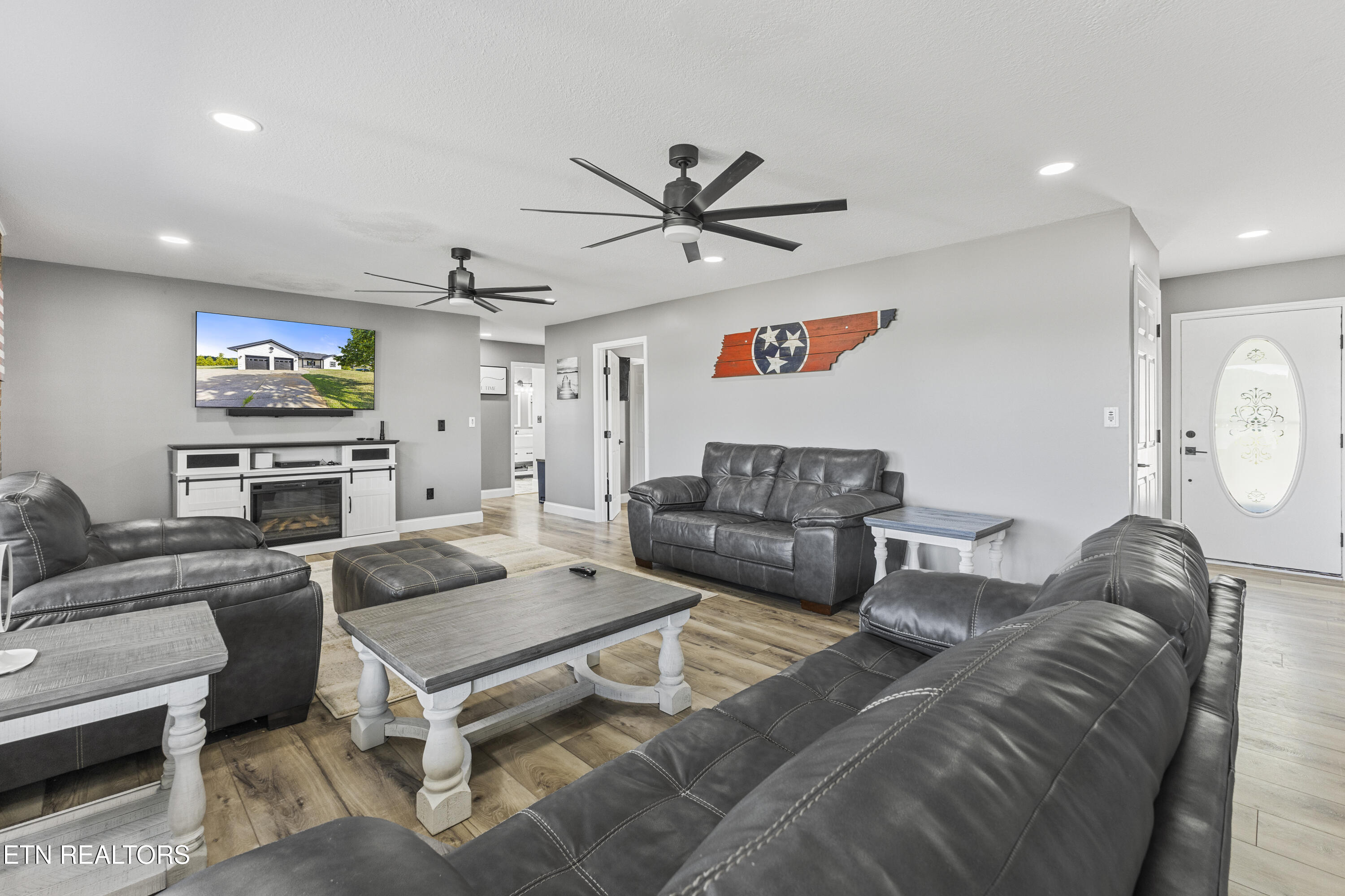 460 Peninsula Pointe Rutledge, TN 37861 - Photo 12 of 47 5F25BFC3-5B66-451D-B333-BDAD4E05CBEA