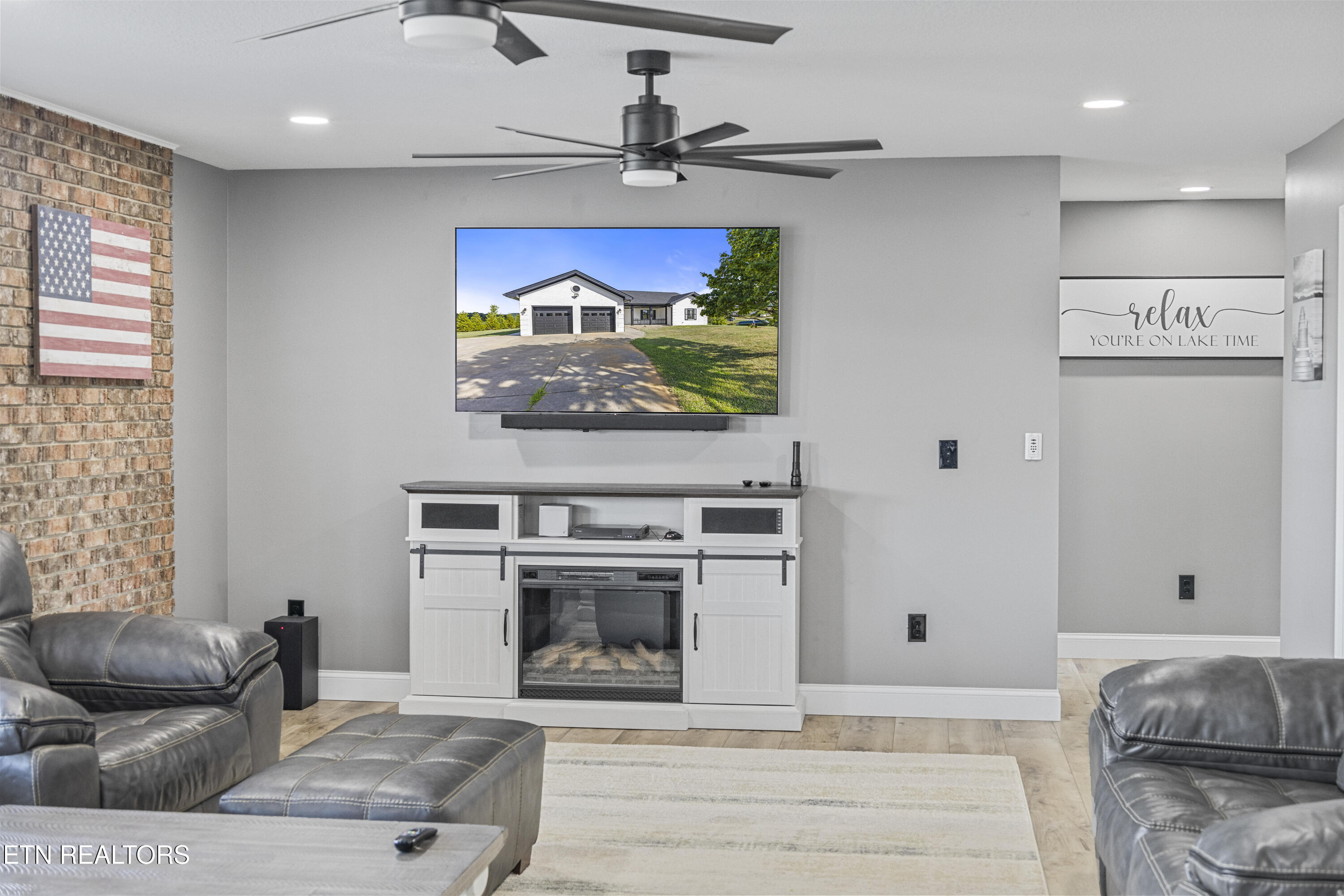 460 Peninsula Pointe Rutledge, TN 37861 - Photo 13 of 47 28B6EFFC-CD21-4155-BF45-736FAAAAE72D