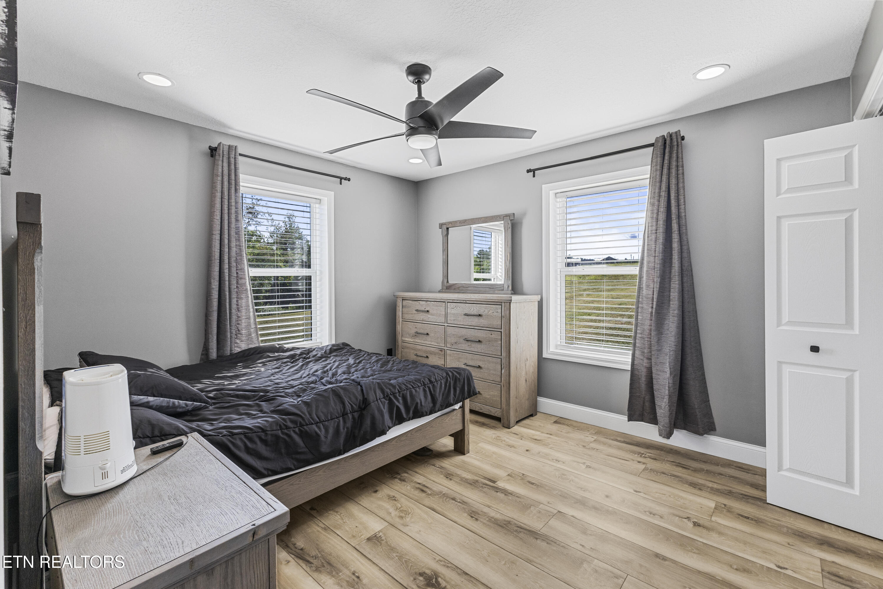 460 Peninsula Pointe Rutledge, TN 37861 - Photo 20 of 47 CC87EF46-2D5E-484B-B047-352D7E8D0E51