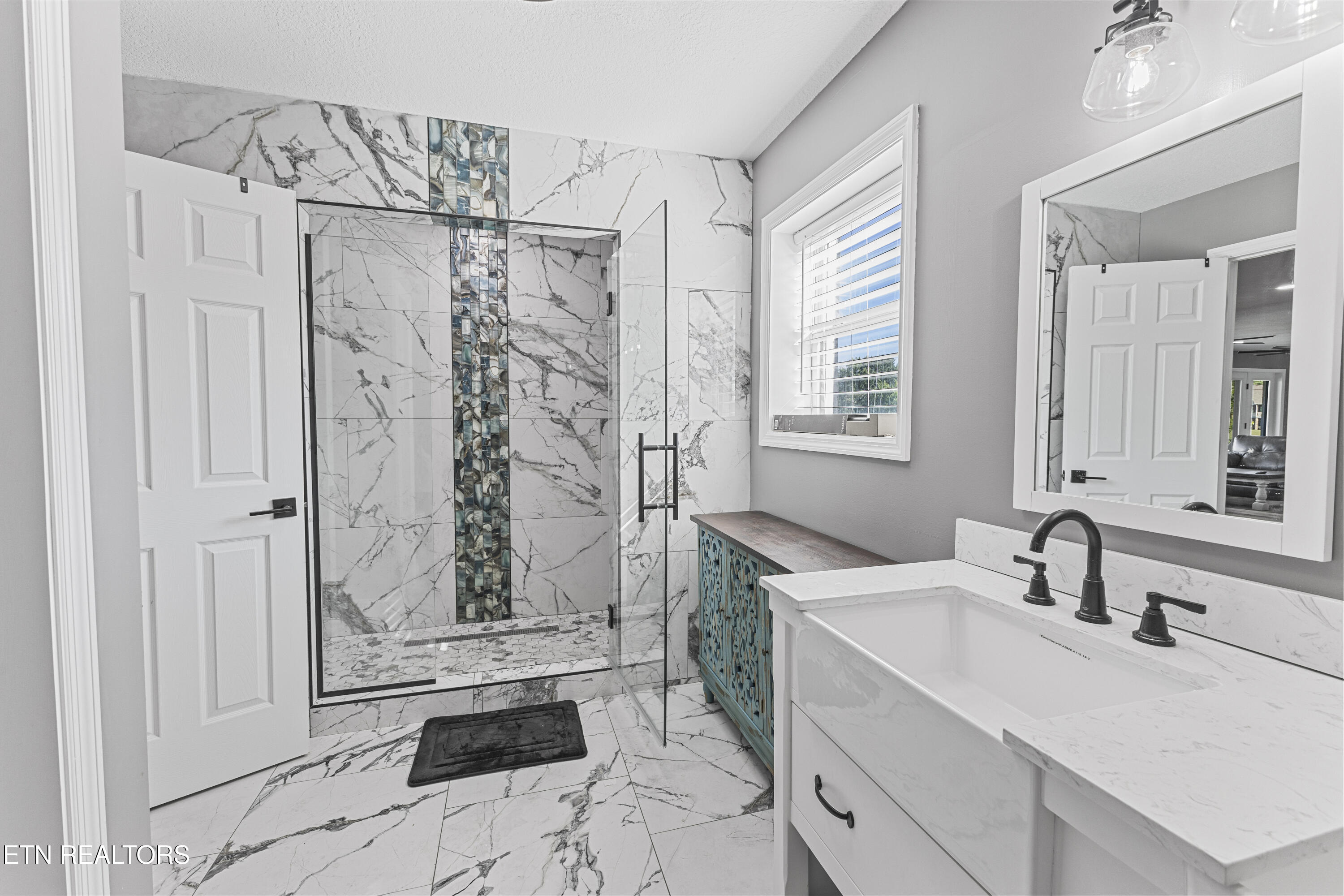 460 Peninsula Pointe Rutledge, TN 37861 - Photo 25 of 47 4A43B393-F8F9-4BB2-8815-26FA7EC52023