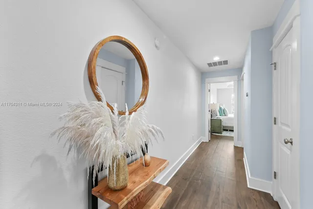 $5,500 | 412 South 5th Avenue, Jacksonville Beach, FL 32250