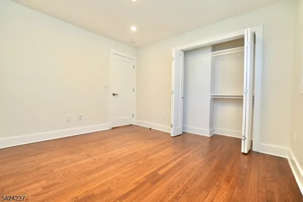 $2,800 | 25 Sanford Avenue, Unit 1, Belleville, NJ 07109