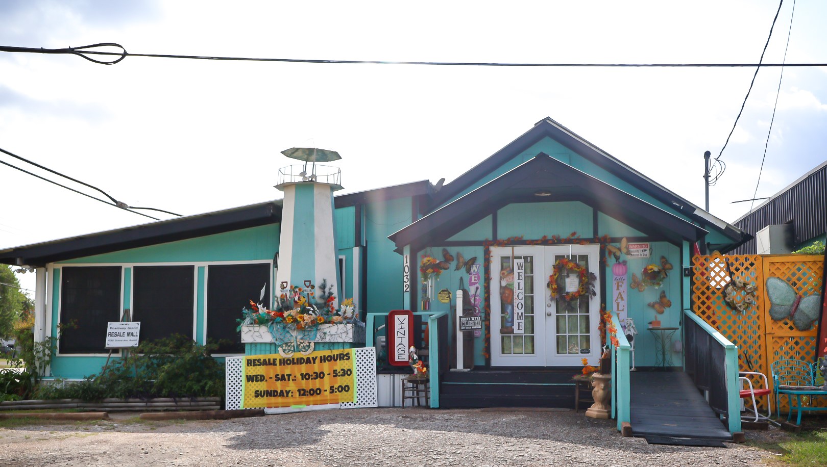 a front view of a house with garage