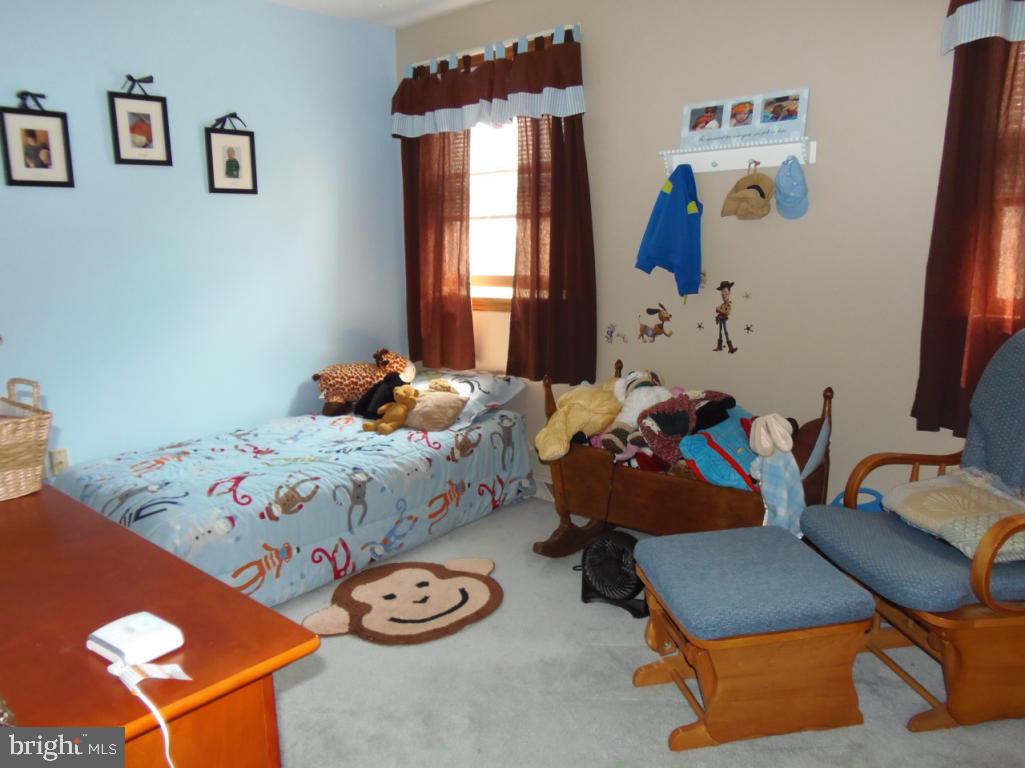 2641 Pinewood Road Lancaster, PA 17601 - Photo 19 of 35