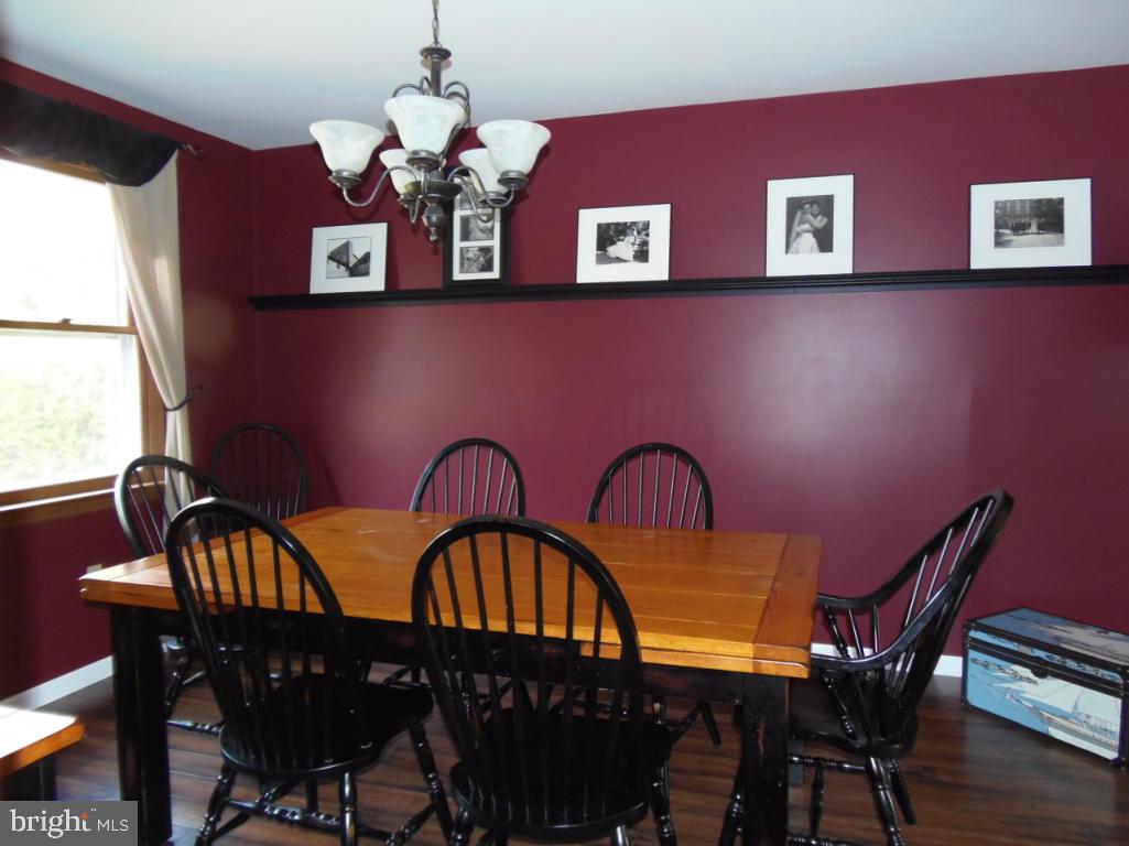 2641 Pinewood Road Lancaster, PA 17601 - Photo 9 of 35