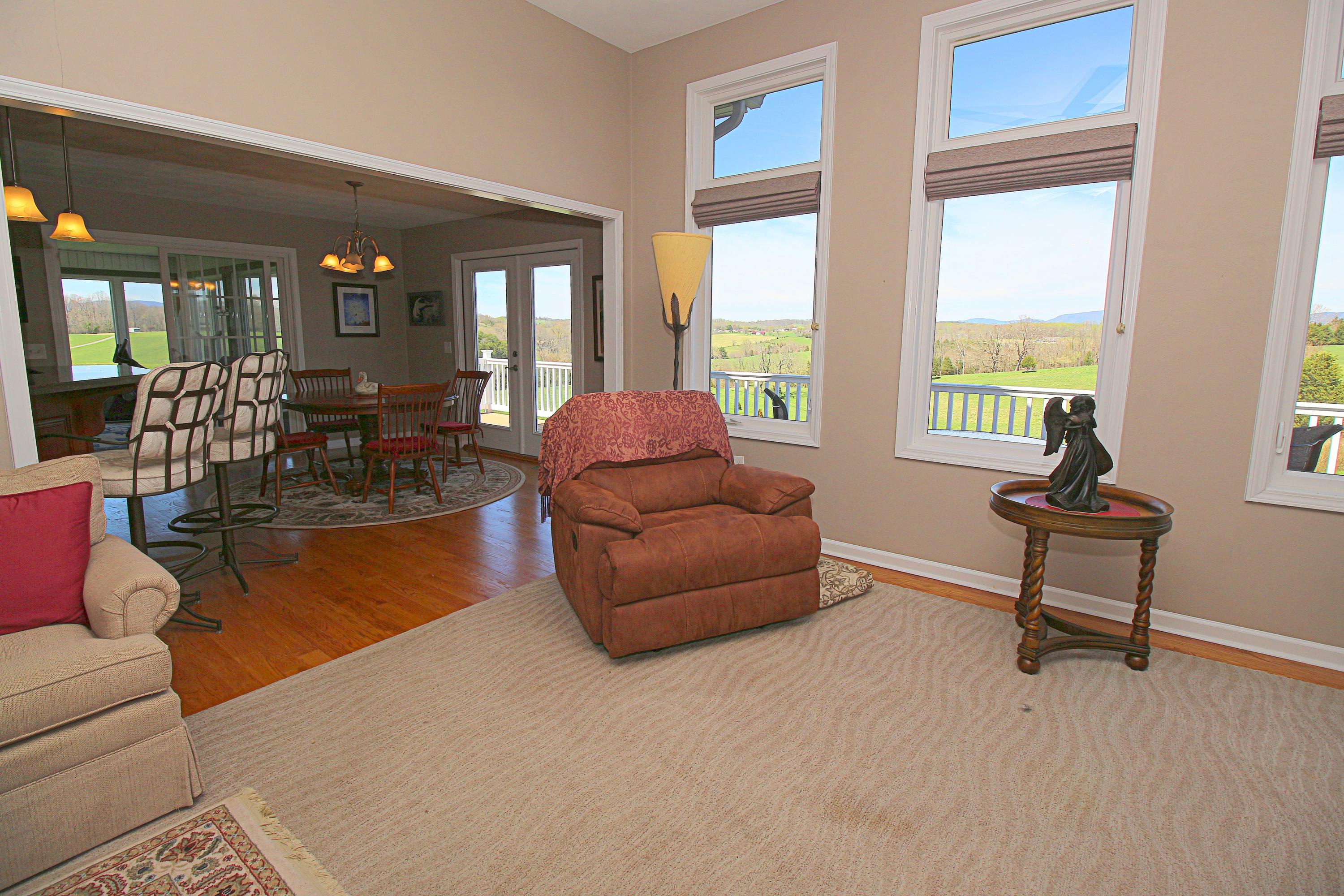 244 Oak Ridge Road Buchanan, VA 24066 - Photo 5 of 51 IMG_1843