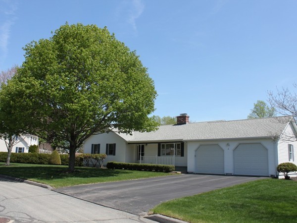 6 Ruggles Pond Road Westborough, MA 01581 - Photo 4 of 13 Gallery Image 4