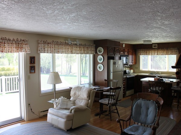 6 Ruggles Pond Road Westborough, MA 01581 - Photo 9 of 13 Gallery Image 9