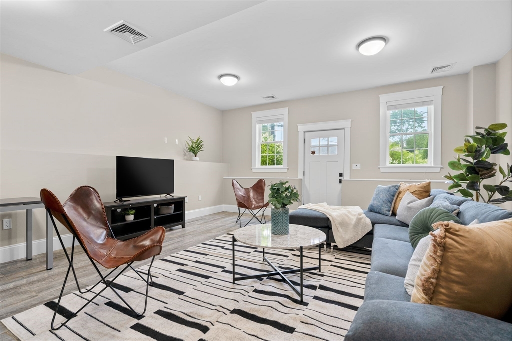 79 Hillsdale Road Arlington, MA 02476 - Photo 34 of 42 Gallery Image 34