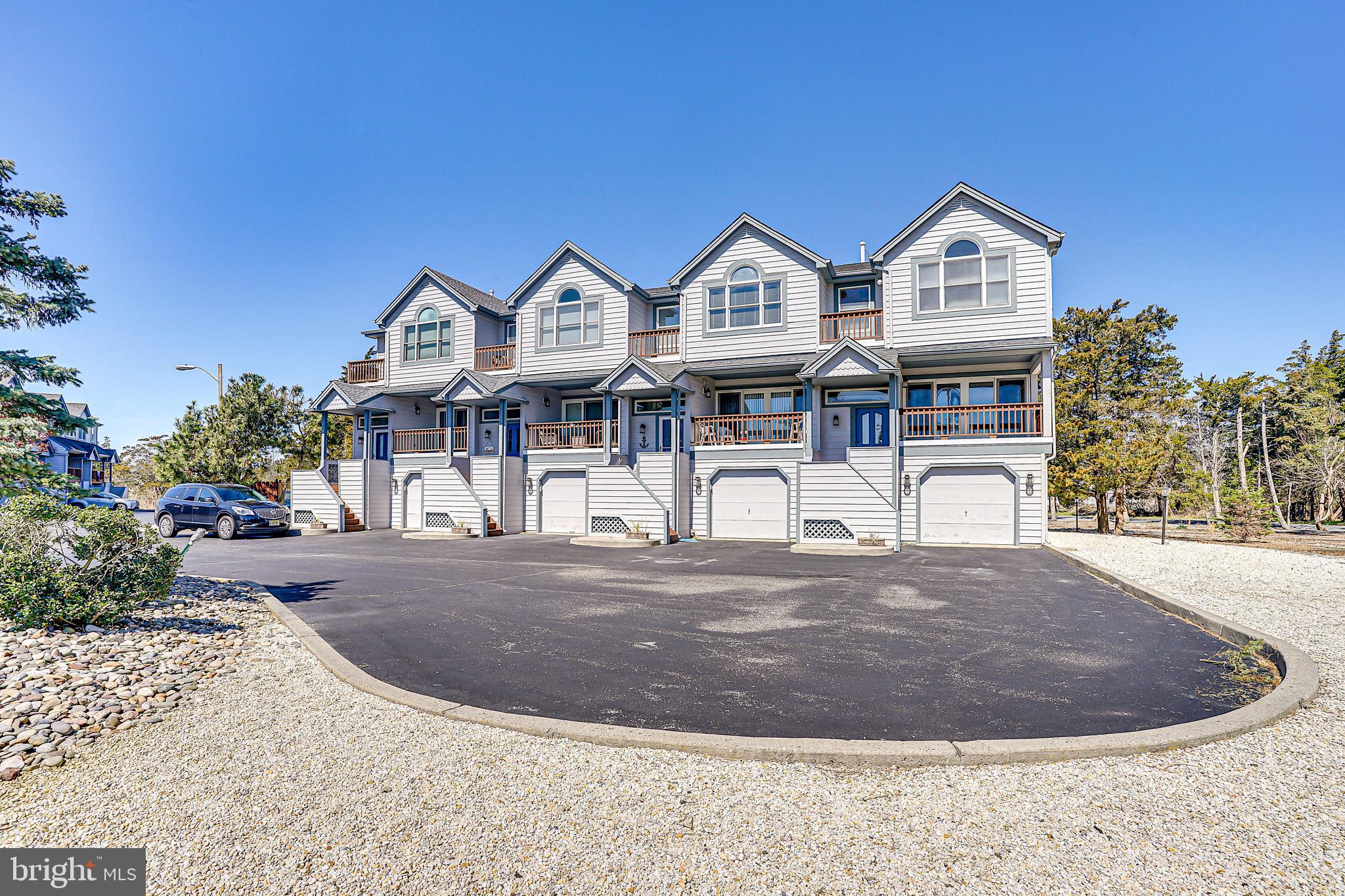 2 Mariners Point West Tuckerton, NJ 08087 - Photo 2 of 25 Gallery Image 2