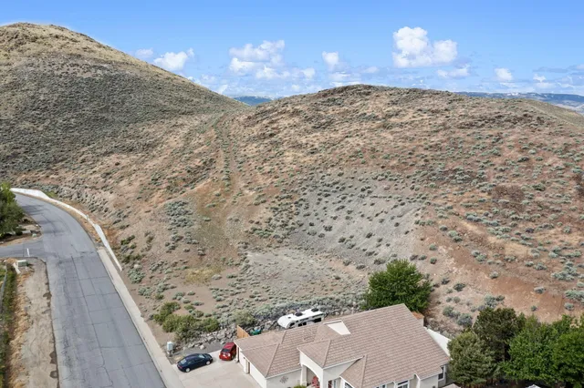 $270,000 | 4841 West Hidden Valley Drive, Reno, NV 89502
