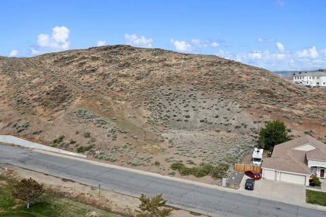 $270,000 | 4841 West Hidden Valley Drive, Reno, NV 89502