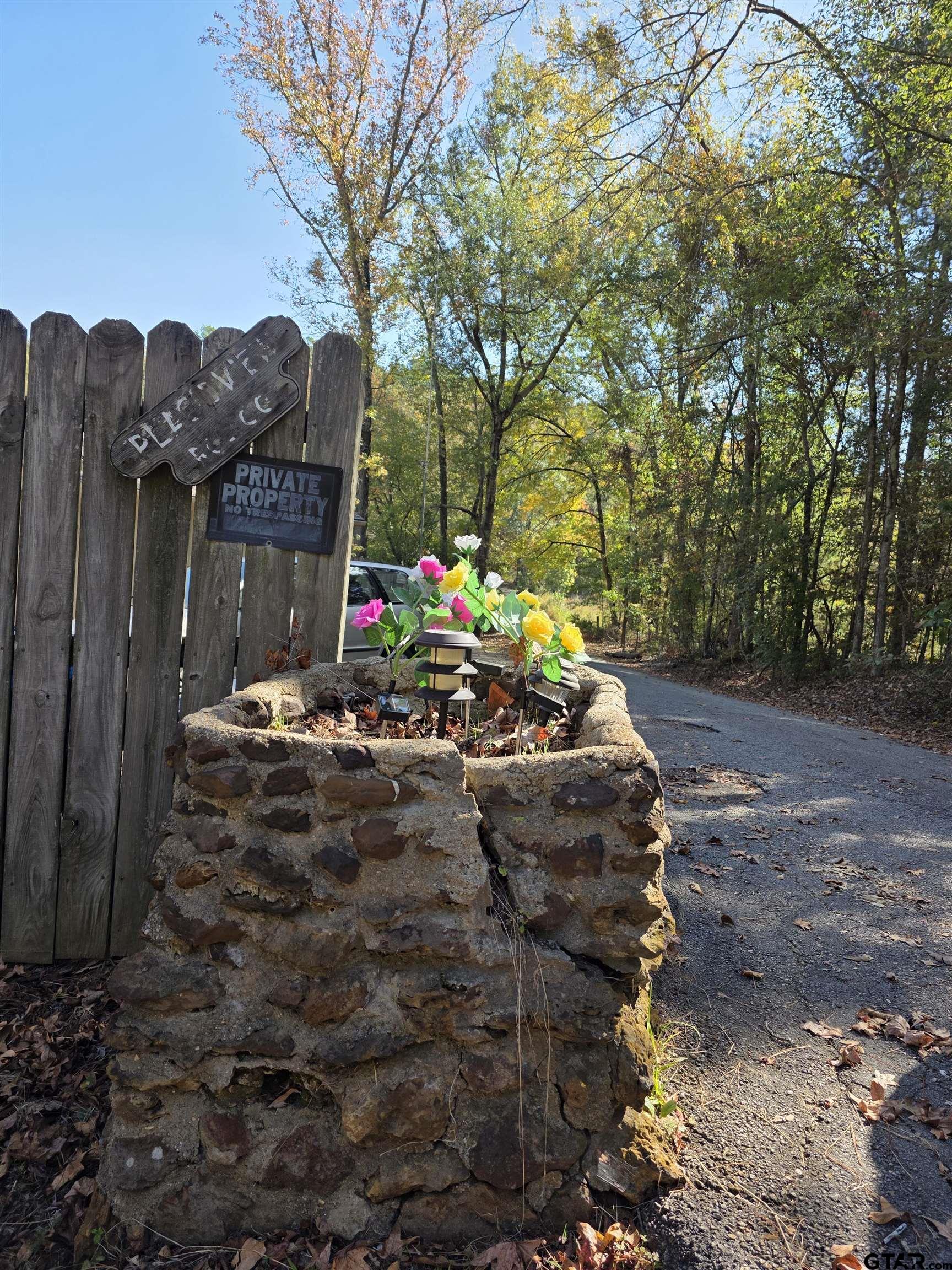 14525 Lake Road West Tyler, TX 75709 - Photo 20 of 30 a view of a outdoor space