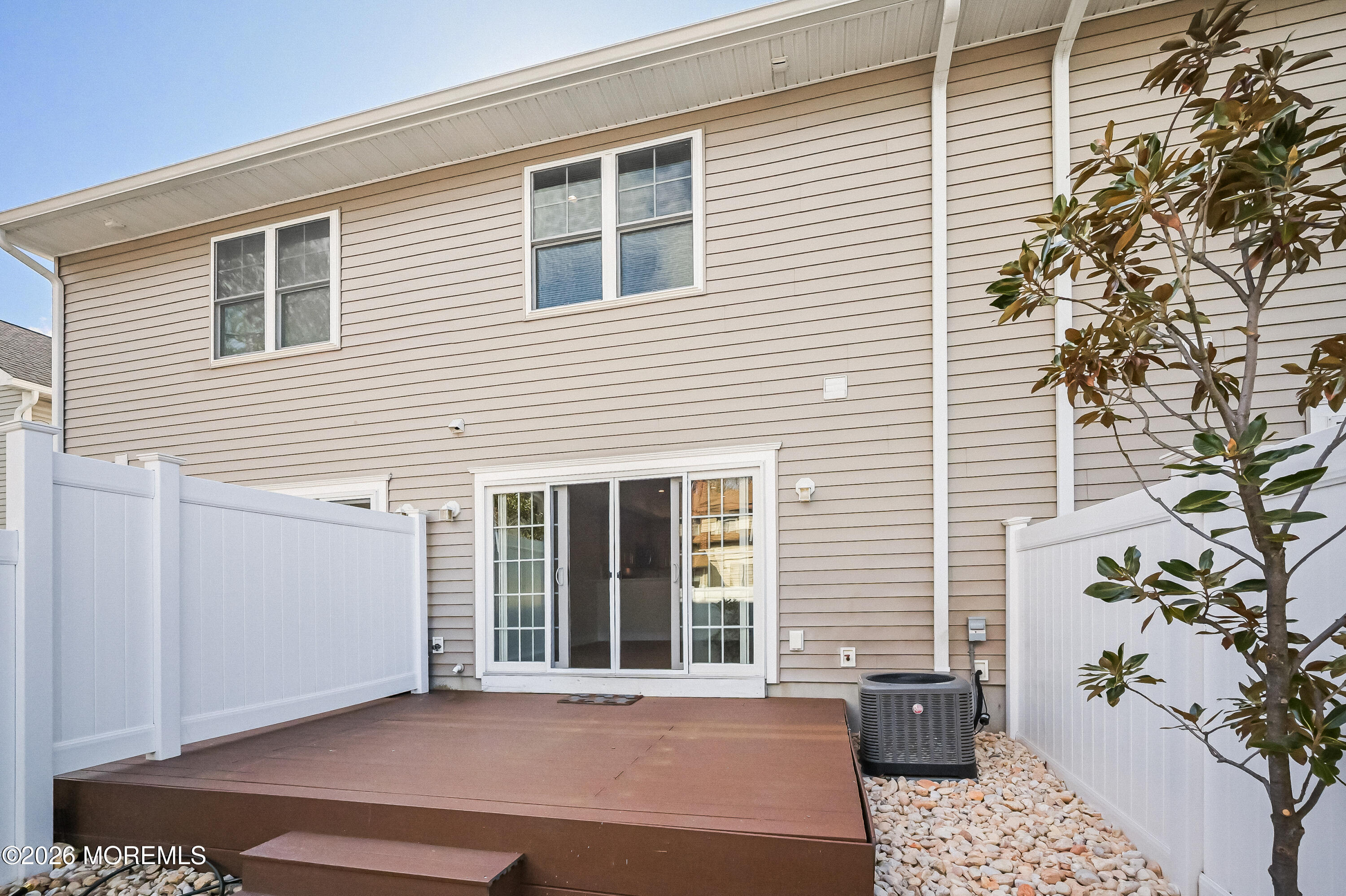 191 Chingarora Avenue, Unit 3 Keyport, NJ 07735 - Photo 30 of 31 191_chingarora_ave038