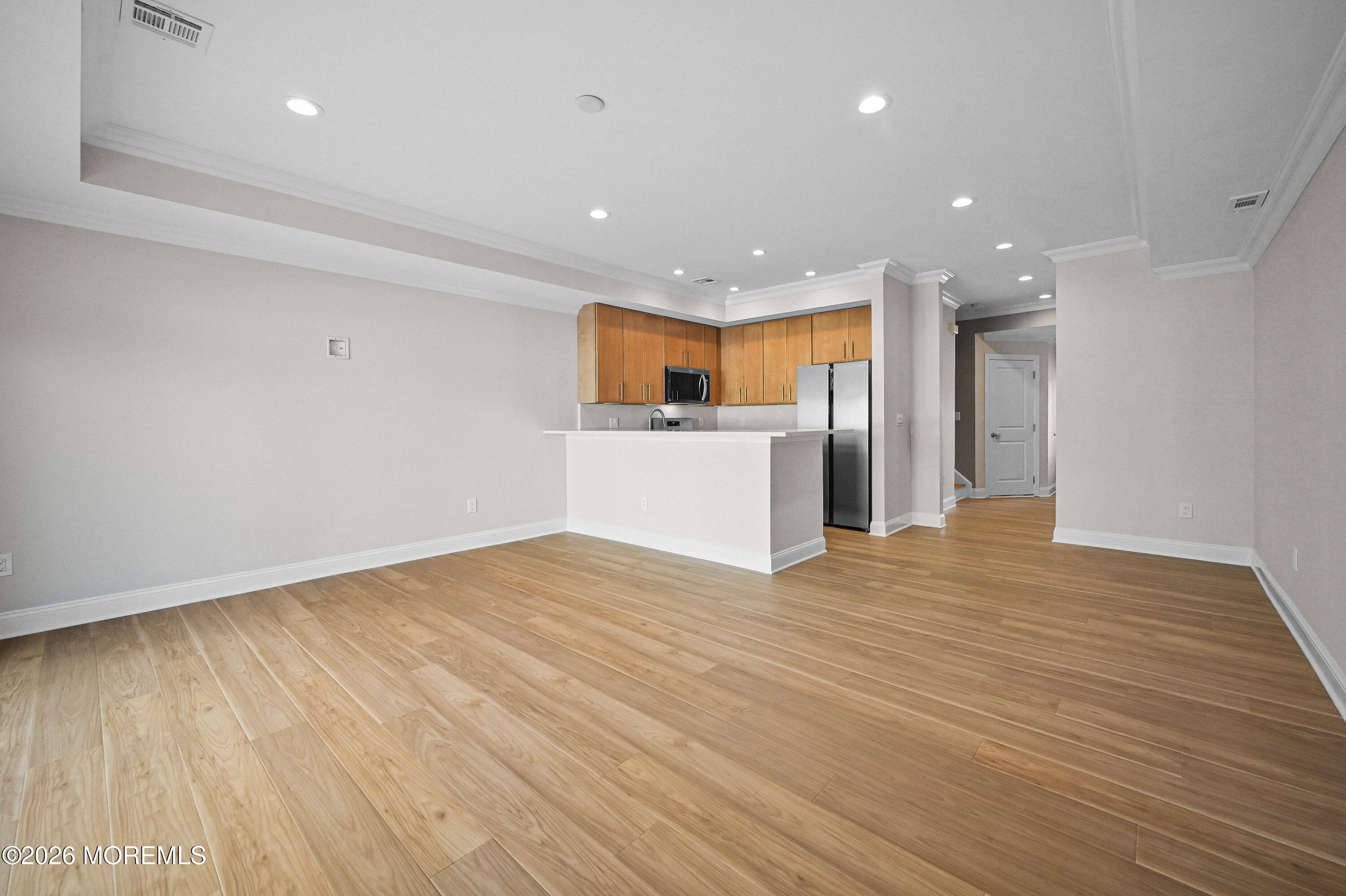 191 Chingarora Avenue, Unit 3 Keyport, NJ 07735 - Photo 7 of 31 191_chingarora_ave008