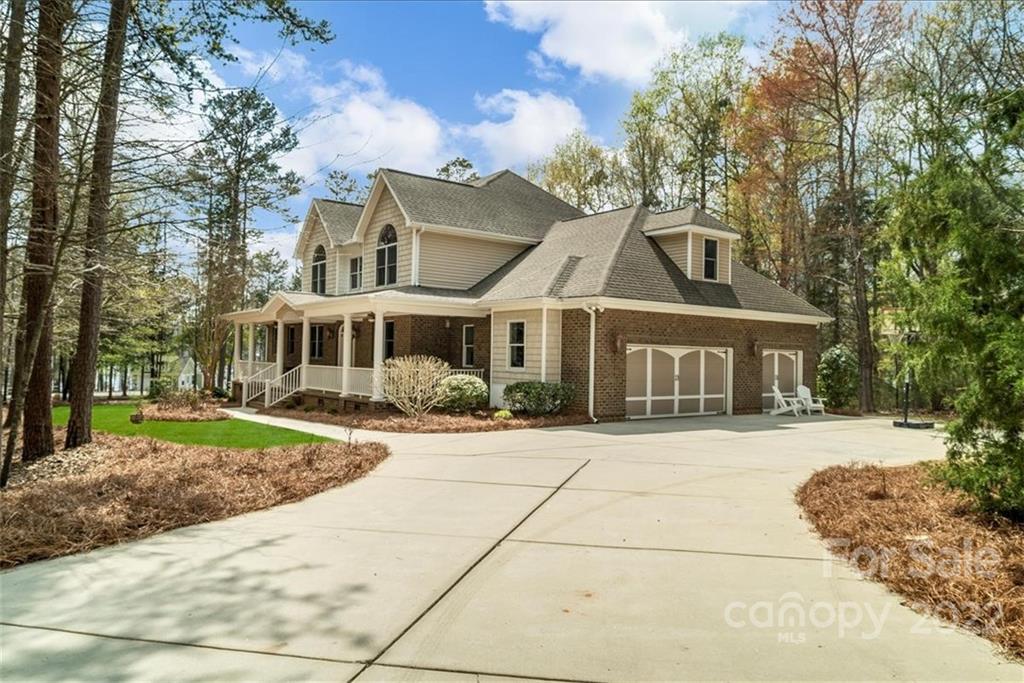 2332 Valelake Road York, SC 29745 - Photo 1 of 46 Gallery Image 1