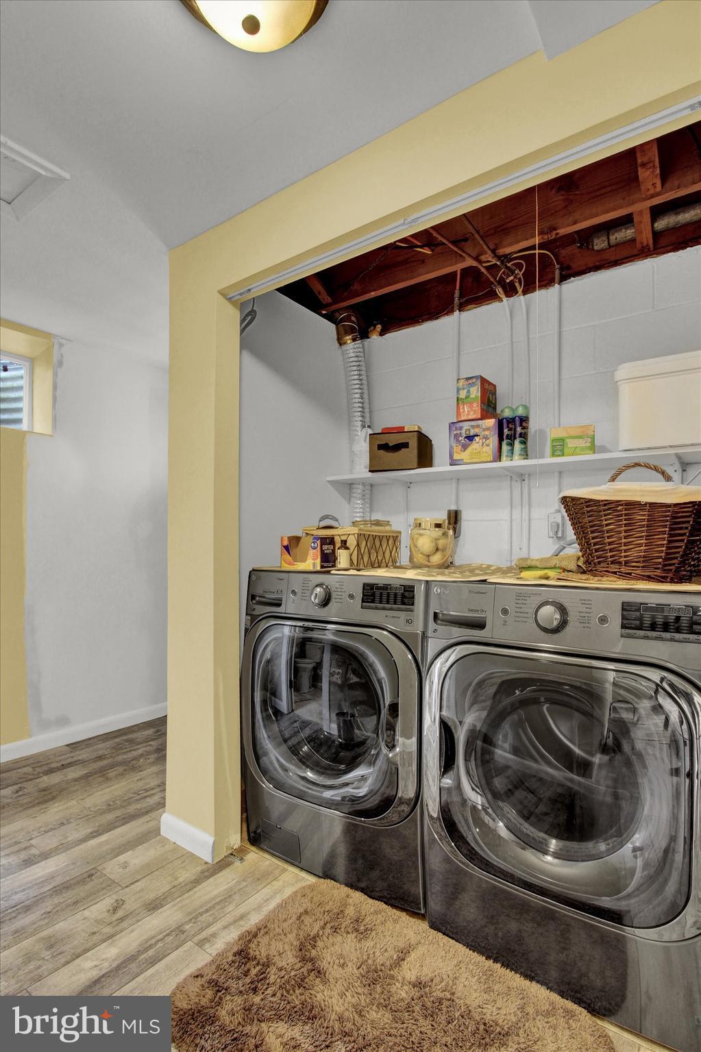 811 Mountain View Road Waynesboro, PA 17268 - Photo 26 of 36 Laundry