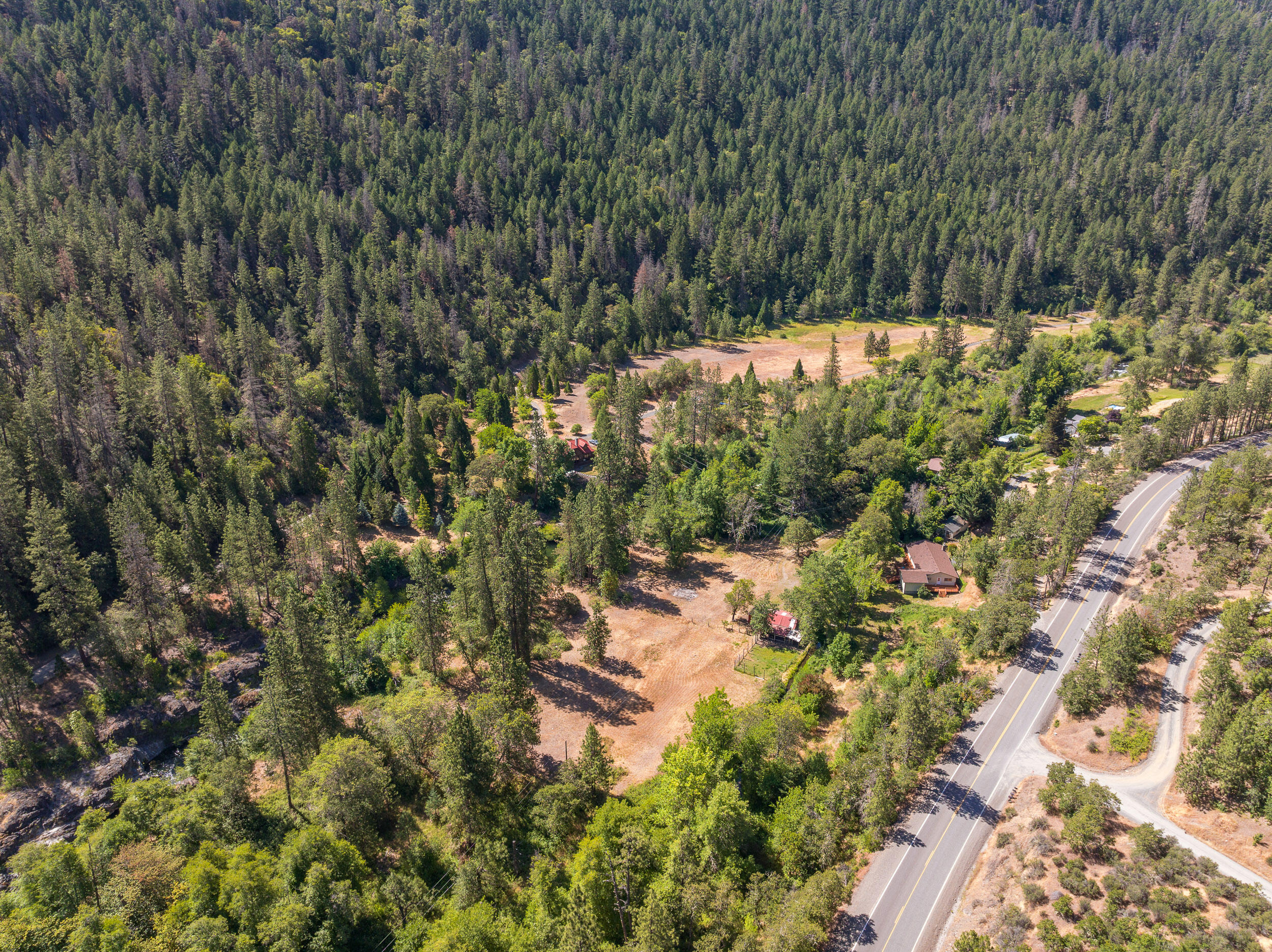 8565 Upper Applegate Road Jacksonville, OR 97530 - Photo 55 of 74 8565UpperApplegateRd-064