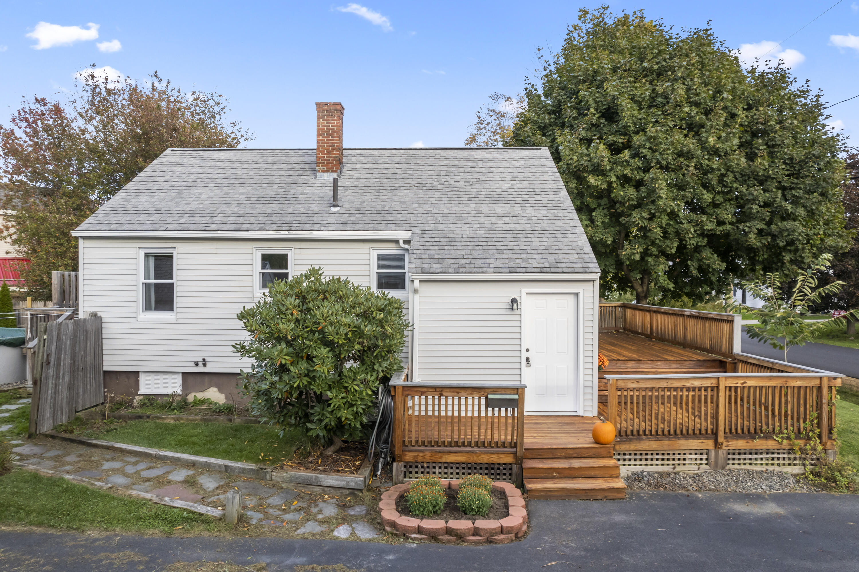 113 Leach Road Eliot, ME 03903 - Photo 1 of 60 113 Leach Road_103