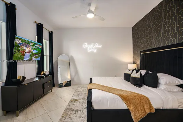 $2,590,000 | 11 Northwest 122nd Avenue, Miami, FL 33182