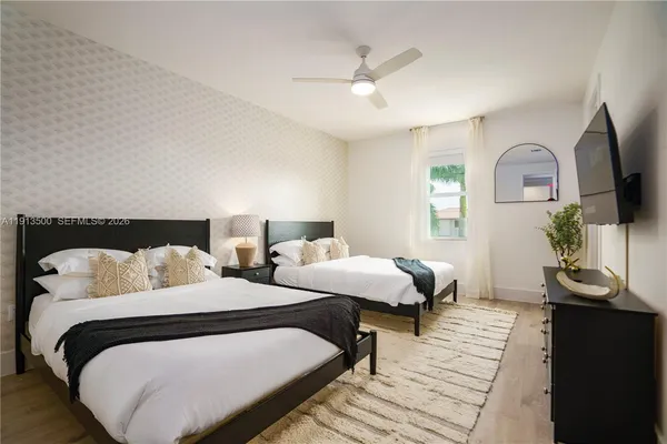 $2,590,000 | 11 Northwest 122nd Avenue, Miami, FL 33182