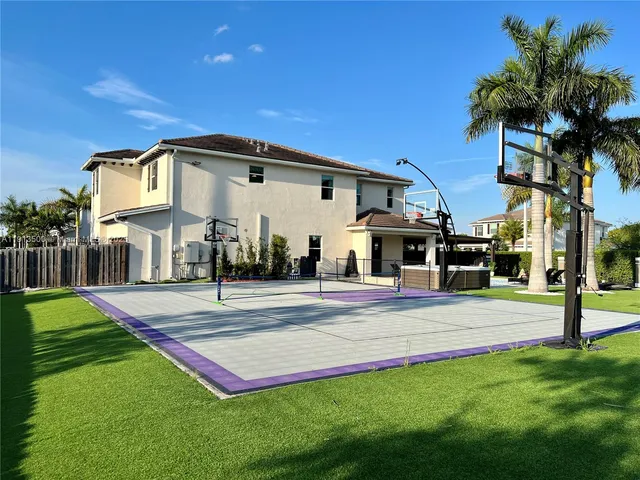 $2,590,000 | 11 Northwest 122nd Avenue, Miami, FL 33182