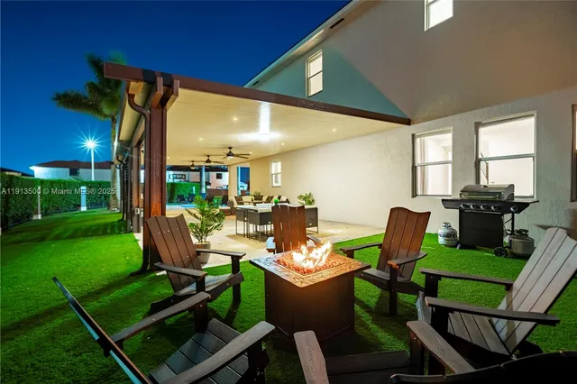 $2,590,000 | 11 Northwest 122nd Avenue, Miami, FL 33182