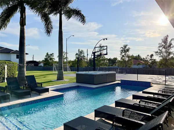 $2,590,000 | 11 Northwest 122nd Avenue, Miami, FL 33182