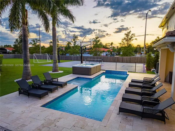 $2,590,000 | 11 Northwest 122nd Avenue, Miami, FL 33182