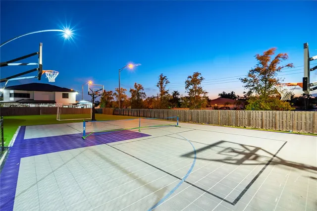 $2,590,000 | 11 Northwest 122nd Avenue, Miami, FL 33182