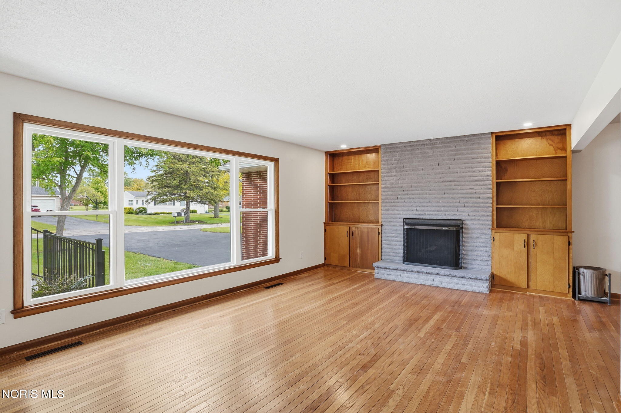 1385 Flechtner Road Fostoria, OH 44830 - Photo 8 of 79 40-web-or-mls-034_NHM06178