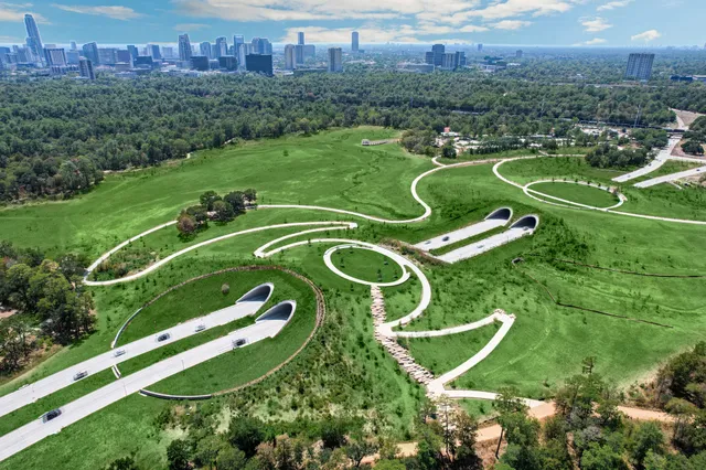 a view of an outdoor space