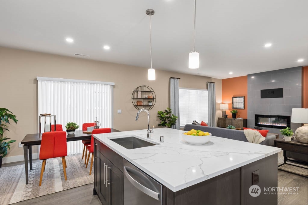 4011 171st Place Southeast Bothell, WA 98012 - Photo 8 of 33