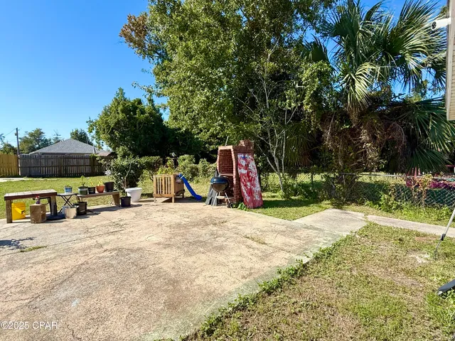 $260,000 | 1418 Iowa Avenue, Lynn Haven, FL 32444